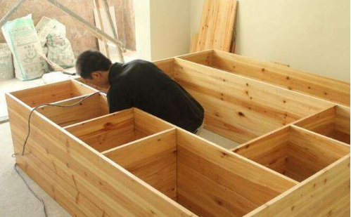 全屋定制比木工貴多少，木工和全屋定制對比